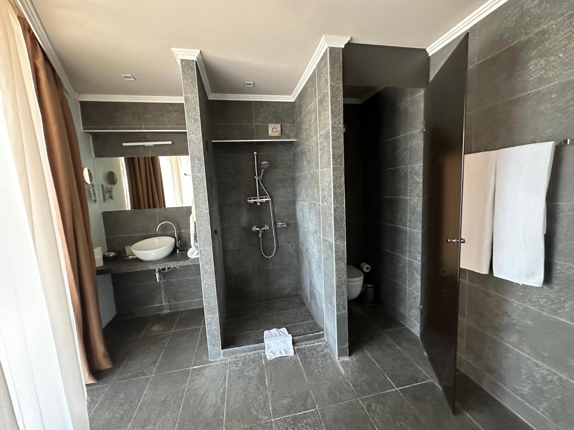 Regina Maria Spa Design Hotel بالشيك المظهر الخارجي الصورة